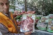 امحاء 80 کیلو فرآورده های خام دامی  قاچاق در یکی از فروشگاه‌های زنجیره‌ای شهر یاسوج + تصاویر