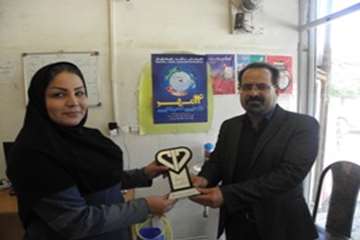 تجلیل از همکاران بخش خصوصی همزمان با گرامیداشت 14 مهر روز ملی دامپزشکی