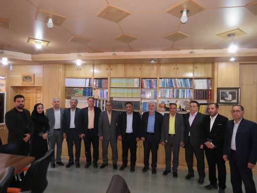 دیدار مدیرکل و کارکنان دامپزشکی کهگیلویه‌وبویراحمد با استاندار کهگیلویه وبویراحمد بمناسبت هفته دامپزشکی